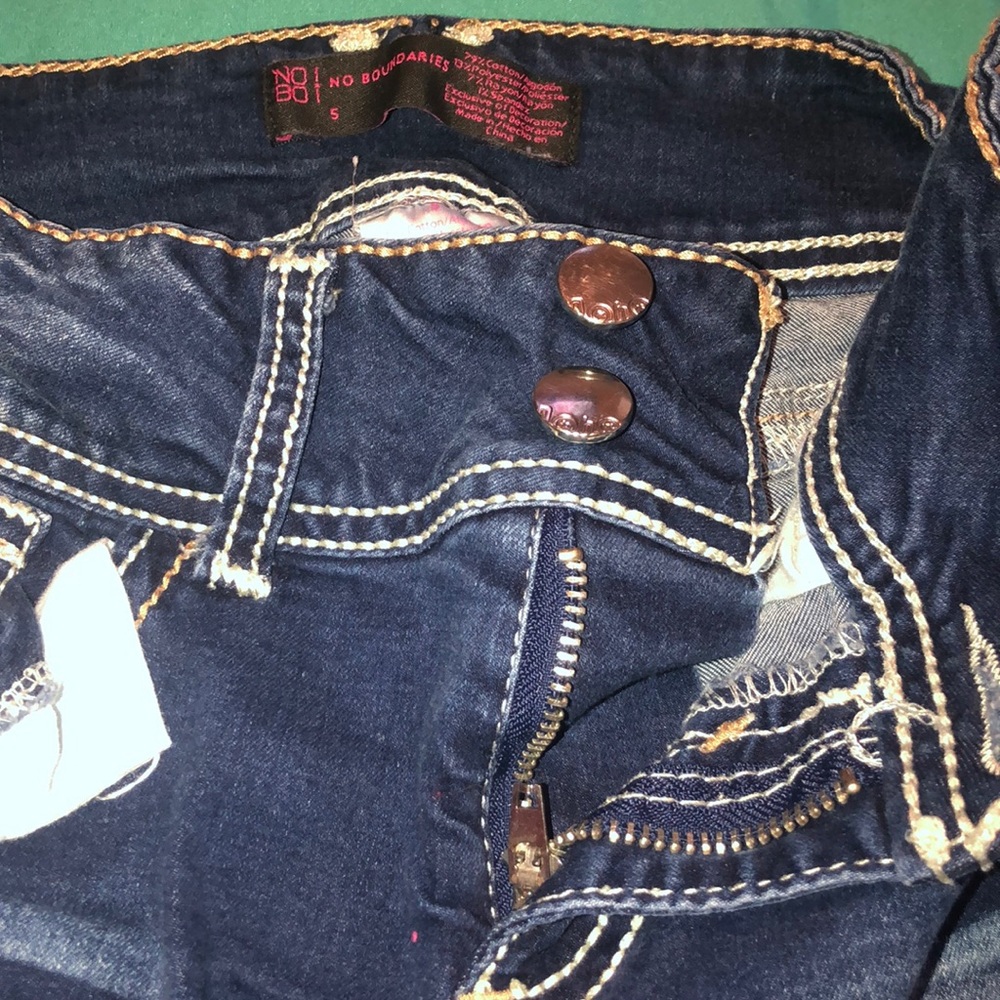 Capris Size5 - Picture 3 of 3